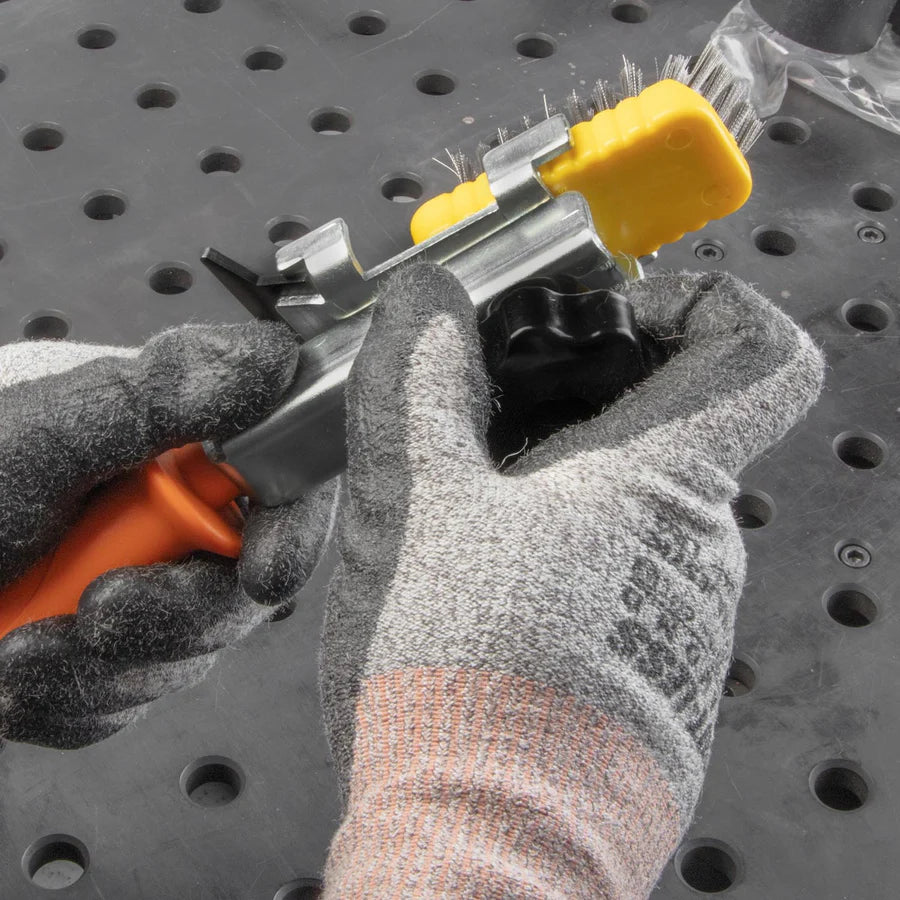 WireBrush Scraper w/Ergonomic Handle