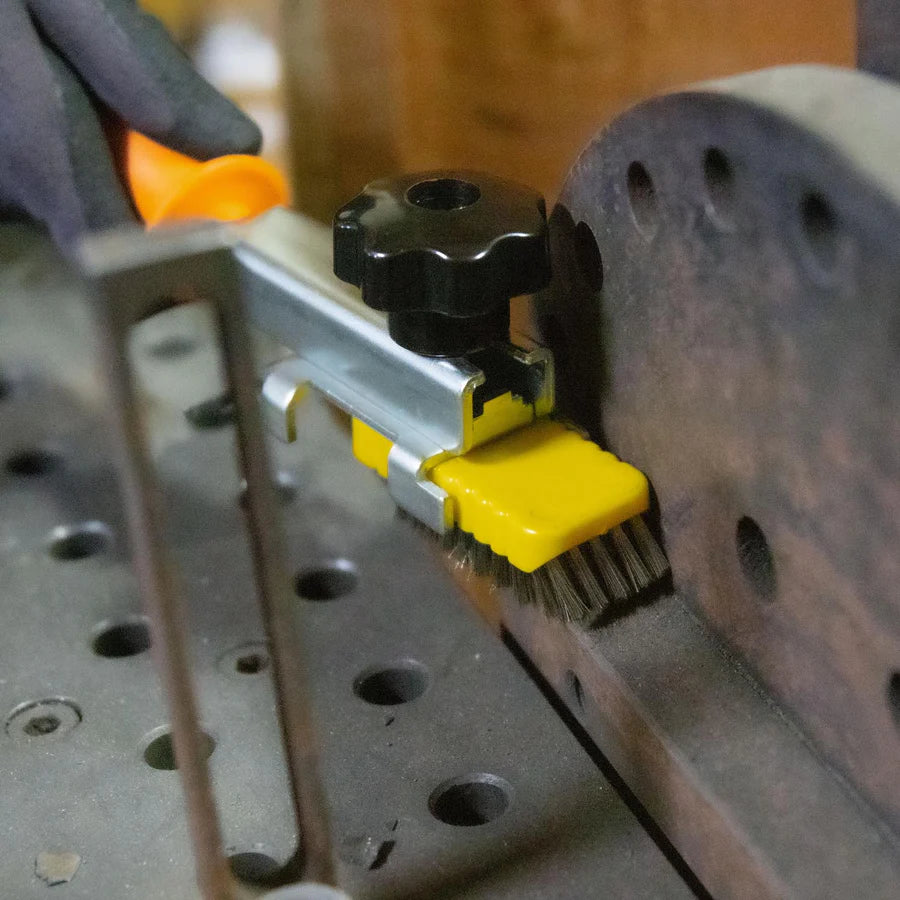 WireBrush Scraper w/Ergonomic Handle