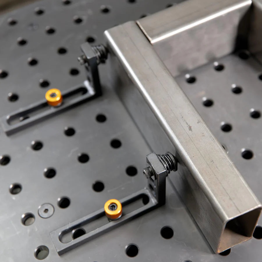 Spring Push Pin, 16 mm Holes