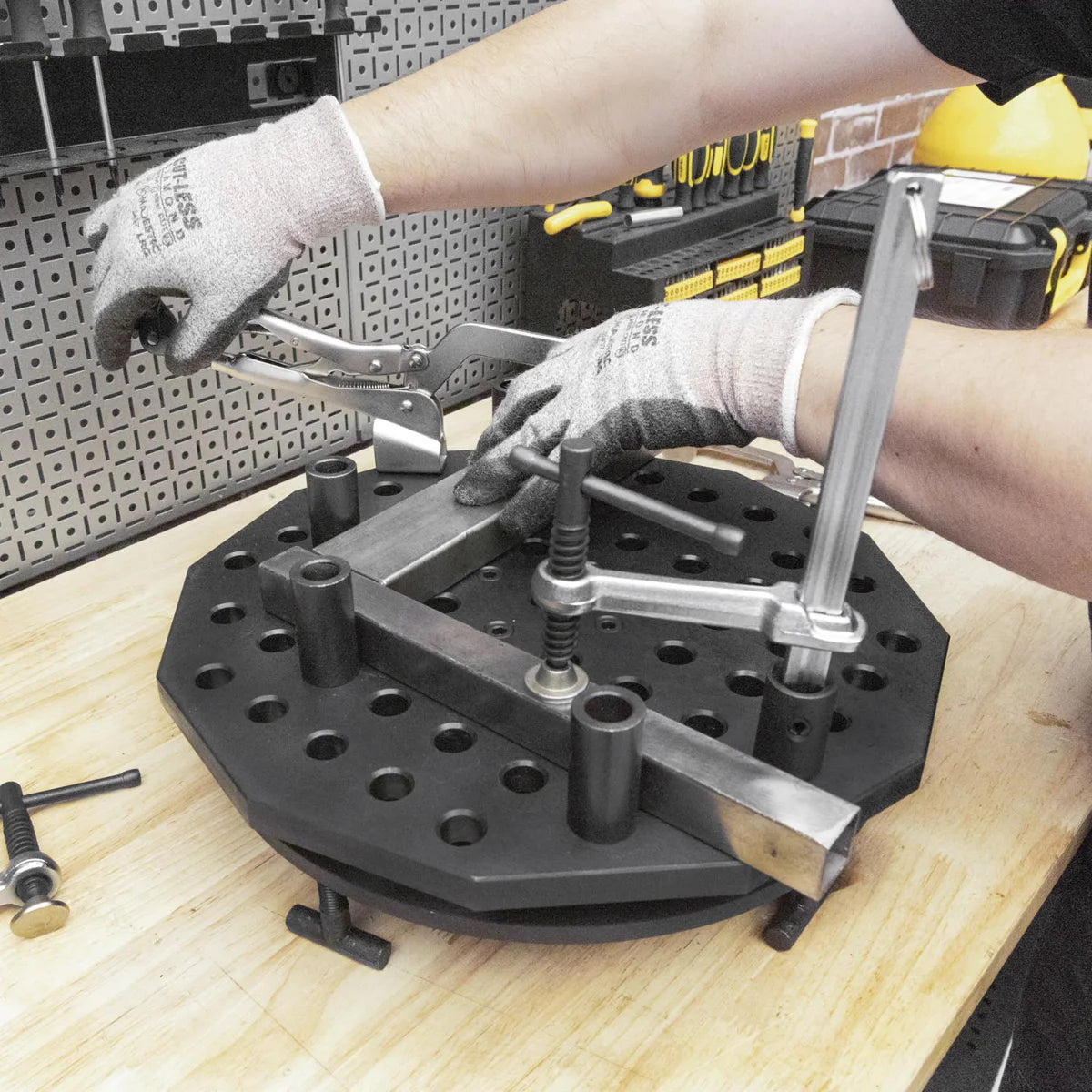 Scout Tripod Work Stand (16 mm System)