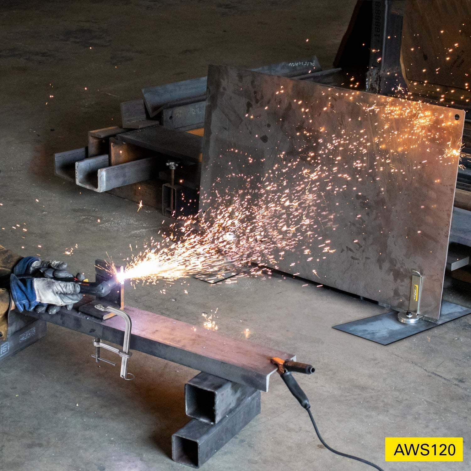 Magnetické držáky panelů