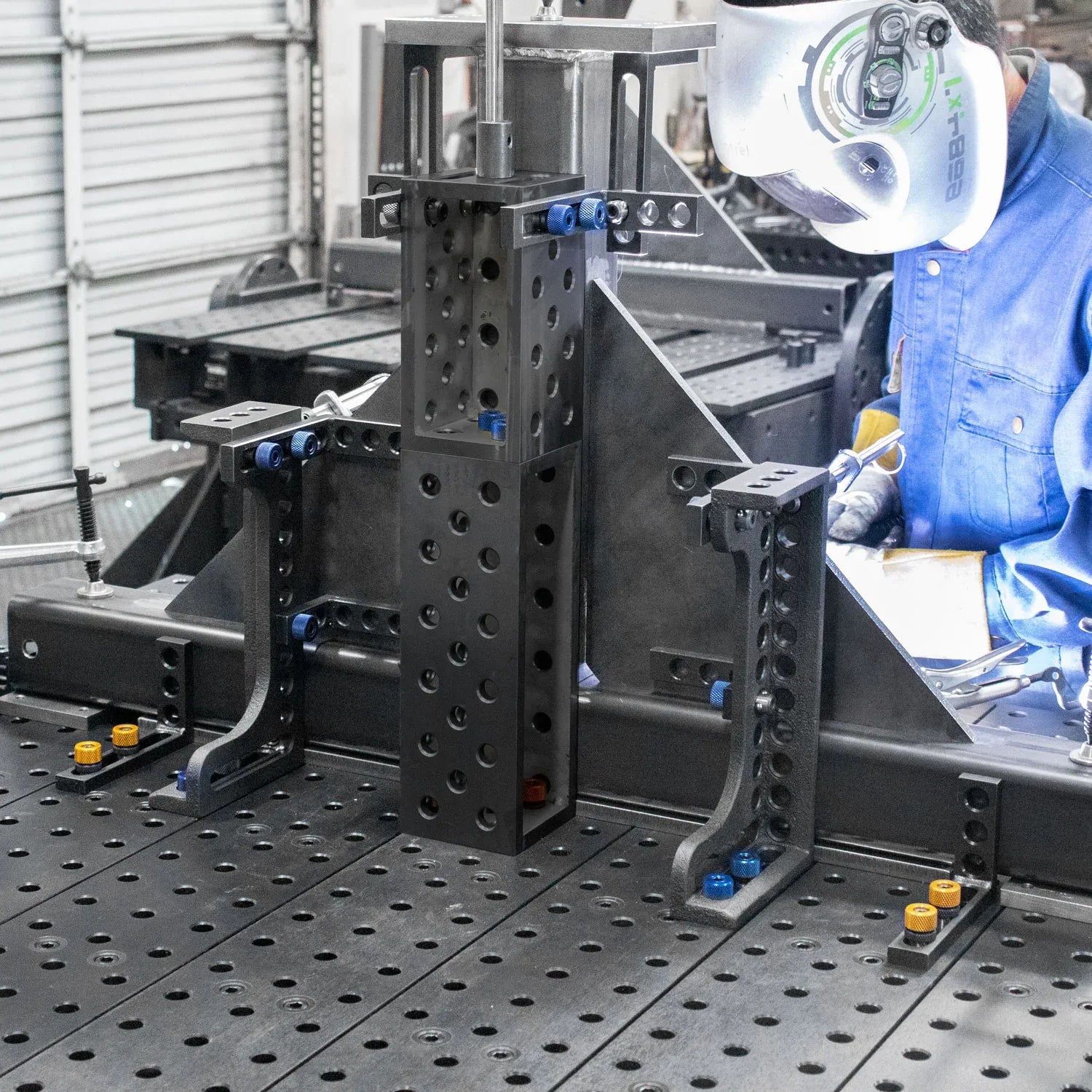 Heavy Duty Riser Blocks, 16 mm Holes – Strong Hand Europe