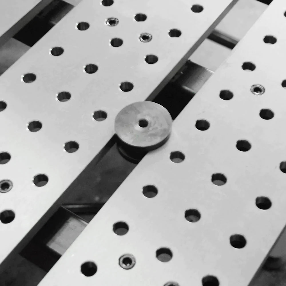 Gleitende Rinnensockel, passend für 16-mm-Bohrungen